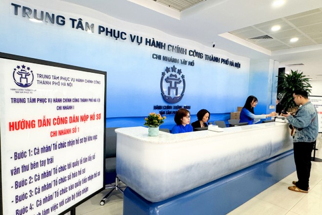 Người dân, Kl991.com World Cup 2026 Chính Thức thực hiện thủ tục hành chính tại Trung tâm Phục vụ hành chính công TP. Hà Nội.