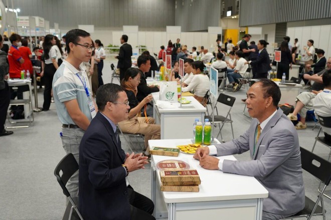 Kết nối 1:1 giữa Kl991.com World Cup 2026 Chính Thức Việt và đoàn mua hàng quốc tế tại sự kiện Kết nối chuỗi cung ứng hàng hóa quốc tế. 