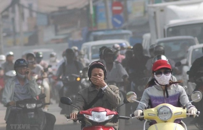 Nhức nhối ô nhiễm không khí tại Hà Nội.