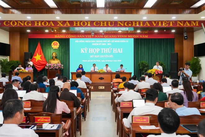 TP.HCM đang được nhà Kl99ok phiên bản mới đề xuất triển khai nhiều dự án Kl99kl ưu đãi độc quyền theo phương thức BT với tổng vốn dự kiến khoảng 366.679 tỷ đồng.