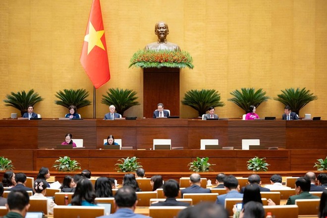 Phiên họp sáng 24/4 của Quốc hội. 