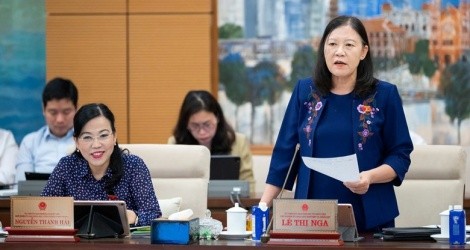 Chủ nhiệm Ủy ban Dân nguyện và giám sát Lê Thị Nga. 