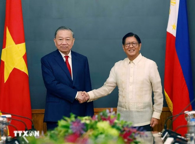Tổng Bí thư, Chủ tịch nước Tô Lâm và Tổng thống Philippines Ferdinand Romualdez Marcos Jr. tại cuộc gặp gỡ báo chí, thông báo kết quả hội đàm. Ảnh: Thống Nhất/TTXVN