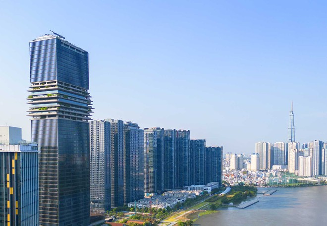 Hoạt động góp vốn, mua cổ phần và mua phần vốn góp tiếp tục chiếm tỷ trọng lớn trong cơ cấu thu hút vốn FDI của TP.HCM. Ảnh: Lê Toàn. 