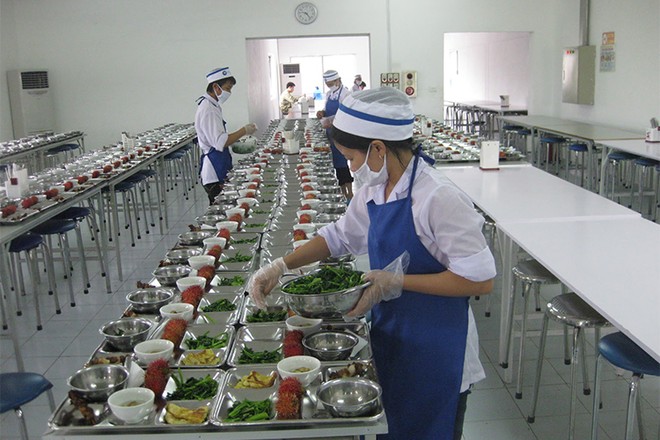 TP.HCM vẫn chưa thể ủy quyền cấp Giấy chứng nhận cơ sở đủ điều kiện an toàn thực phẩm đối với hộ Kl992 VIP Trang Chủ 2026 dịch vụ ăn uống