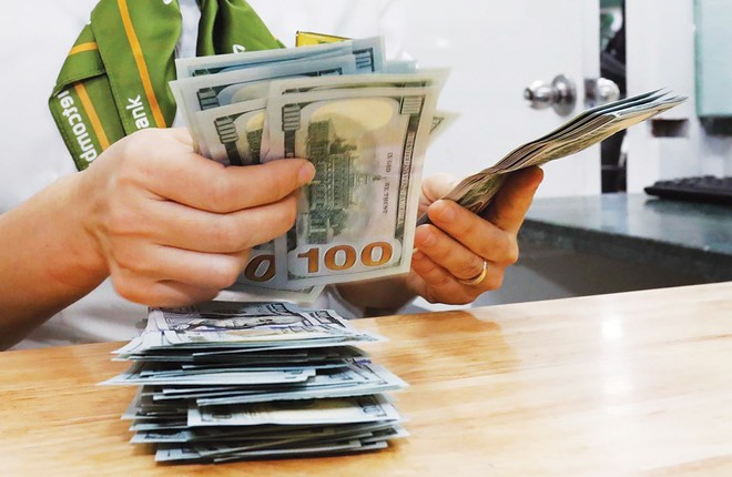 Áp lực từ cán cân thương mại có thể tác động tới nhu cầu ngoại tệ trong thời gian tới