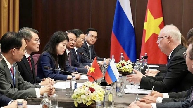 Thủ tướng: Việt Nam mong muốn mở rộng hợp tác với Nga trên nhiều lĩnh vực 