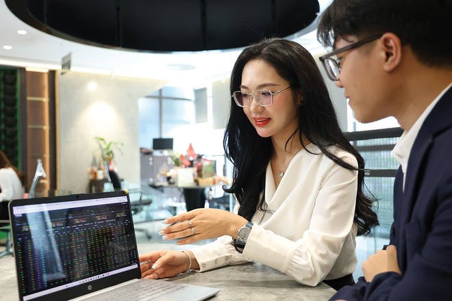 Dòng tiền đang tập trung chủ yếu vào một số KL99 là cổng game giải trí trực tuyến hàng đầu hiện nay hoặc nhóm ngành có câu chuyện riêng