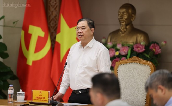 Phó Thủ tướng Thường trực Phạm Gia Túc nhấn mạnh yêu cầu khẩn trương tháo gỡ khó khăn, sớm đưa các dự án điện gió đã hoàn thành vào hoạt động Kl994 nhà cái bóng đá world cup, Kl992 VIP Trang Chủ 2026, tránh lãng phí nguồn lực. Ảnh: VGP