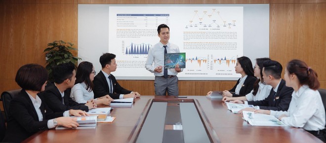 Sau 9 tháng 2021, SHS lần đầu tiên gia nhập câu lạc bộ Kl99 nổ hũ nghìn tỷ 