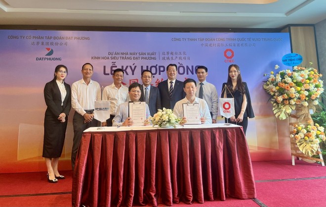 Đạt Phương (DPG) ký hợp đồng 45 triệu USD lắp đặt dây chuyền Kl994 nhà cái bóng đá world cup kính hoa siêu trắng
