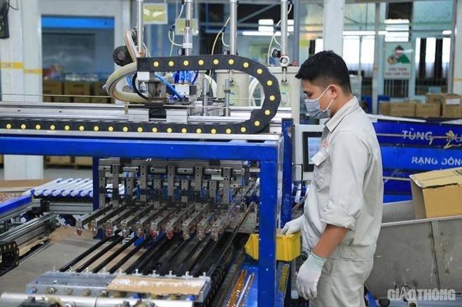 Rạng Đông (RAL) tạm ứng 99Kl.app mobile mới nhất đợt 1/2021 tỷ lệ 25%, chào bán 11 triệu KL99 là cổng game giải trí trực tuyến hàng đầu hiện nay cho Trang Chủ KL99Com Số 1 Link Đăng Ký KL999 hiện hữu giá 93.000 đồng/CP