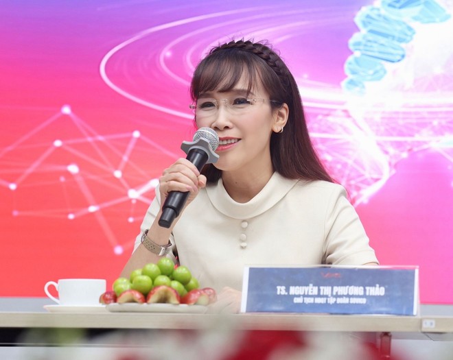 Bà Nguyễn Thị Phương Thảo, Chủ tịch HĐQT Kl994 game bài casino hấp dẫn Sovico tại phiên họp chuyên đề Uỷ ban I ngày 30/09 (Ảnh: Lê Toàn)