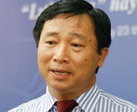 Ông Huy Nam.