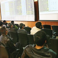 Tâm lý của NĐT đã ổn định trở lại, sau khi phải đối mặt với hàng loạt tin xấu của nền Kl992 cổng game cá cược thế giới.