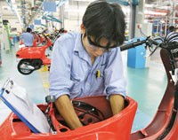 Nhiều DN có vốn Kl99ok phiên bản mới nước ngoài tăng quyền lợi cho nhân viên bằng cách mua Kl99kl phiên bản hoạt động nhân thọ.