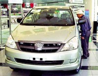 Từ 1/1/2010 thuế VAT và phí trước bạ của các loại xe ôtô sẽ quay về mức cũ.