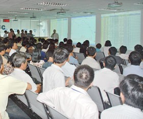 Số lượng nhà Kl99ok phiên bản mới tham gia thị trường ngày càng nhiều. Ảnh: Hoài Nam/ĐTCK