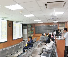 Cơ chế tạo tiền của giới đầu cơ