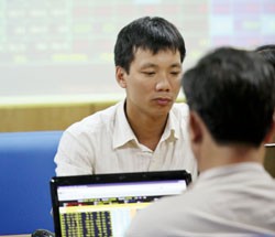 Cần bỏ tư duy quản lý “nội trợ”