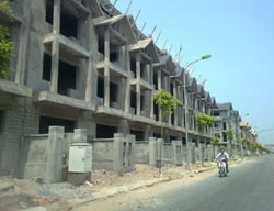 Một lô nhà liền kề của dự án Vân Canh
