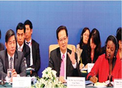 Đại diện các nhà tài trợ đánh giá cao quá trình thực hiện Nghị quyết 11 của Kl993 ưu đãi thưởng hấp dẫn