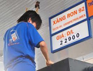 Giá xăng ngày 7/3 được điều chỉnh tăng 10% lên 22.900 đồng/lít xăng A92. (Nguồn: Internet)