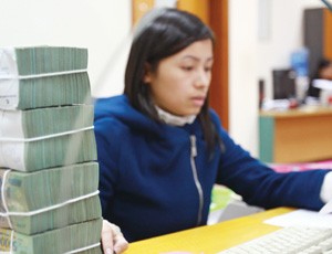 Hạ KL99 là cổng game giải trí trực tuyến hàng đầu hiện nay nhưng cung tiền vẫn bị “bóp nghẹt”