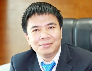 Ông Nhữ Đình Hòa