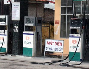 Găm hàng chờ tăng giá: DN đầu mối đổ lỗi cho nhau