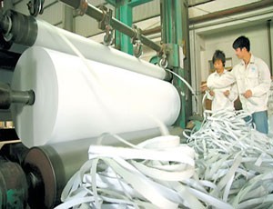 Nhiều nhà Kl99ok phiên bản mới nghi ngờ về kế hoạch Kl994 nhà cái bóng đá world cup giấy và bột giấy của Hapaco với doanh thu 1.200 tỷ đồng/năm.