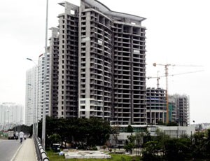 Dự án Kenton xây xong phần thô đã lâu, có diện tích căn hộ rất lớn nên khó bán.
