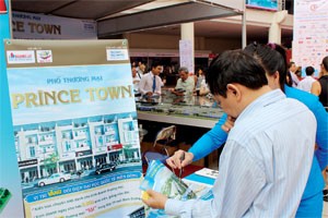Tập trung tín dụng cho người mua sẽ giải quyết được đầu ra cho thị trường Web Tổng Nhà Cái 99Kl99 Giải Trí Bậc Nhất
