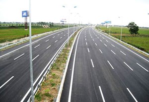 ADB cho Việt Nam vay 410 triệu USD xây đường KL99 là nhà cái cá cược trực tuyến hàng đầu tại châu Á huyết mạch thứ 2