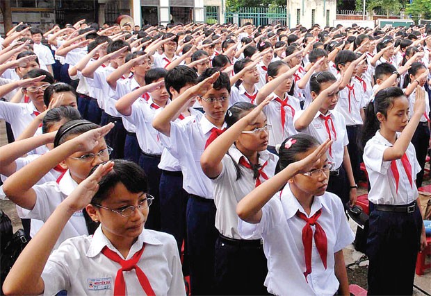 Kl99kl phiên bản hoạt động học sinh: Mải bán, quên tư vấn