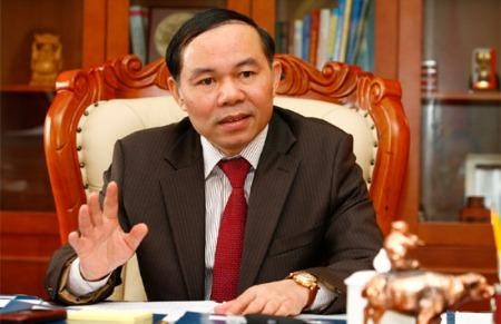 Trưởng ban Kl992 cổng game cá cược trung ương Vương Đình Huệ (giữa) và các tân phó ban. 
