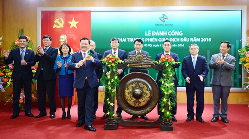 Bộ trưởng Bộ Kl991.com nạp rút nhanh đánh cồng khai trương phiên giao dịch đầu năm