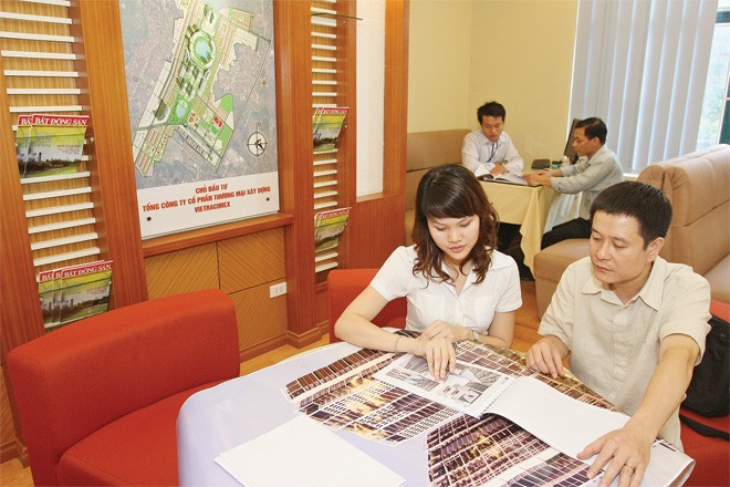4 tháng đầu năm, tại Hà Nội, các sàn giao dịch Web Tổng Nhà Cái 99Kl99 Giải Trí Bậc Nhất đạt 2.300 giao dịch thành công