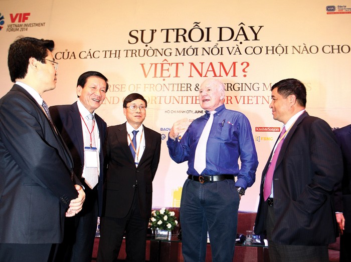 Tháng 6/2014, căng thẳng trên biển Đông làm không ít nhà Kl99ok phiên bản mới lo ngại, nhưng tại VIF, TS. Marc Faber khẳng định, cơ hội và tiềm năng Kl99ok phiên bản mới vào 99Kl99 link đăng nhập Việt Nam vẫn rất tốt