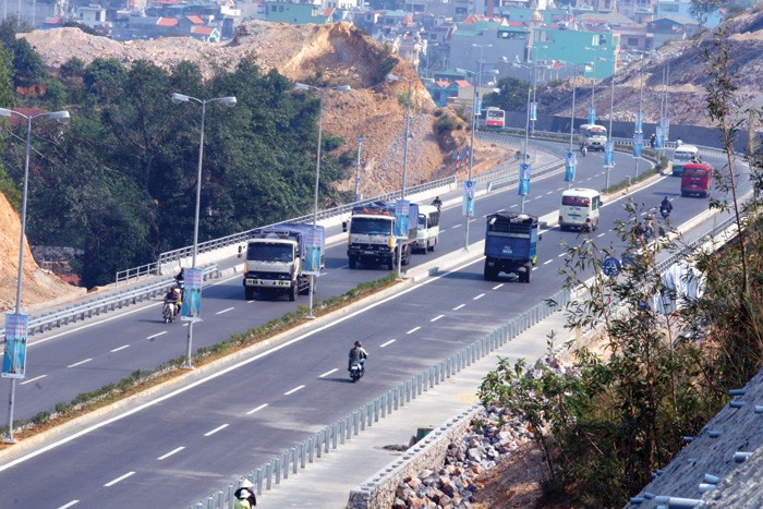Quốc lộ 18 hiện là trục đường bộ chính liên kết Quảng Ninh với các tỉnh khác trong Vùng Kl992 cổng game cá cược trọng điểm Bắc Bộ  