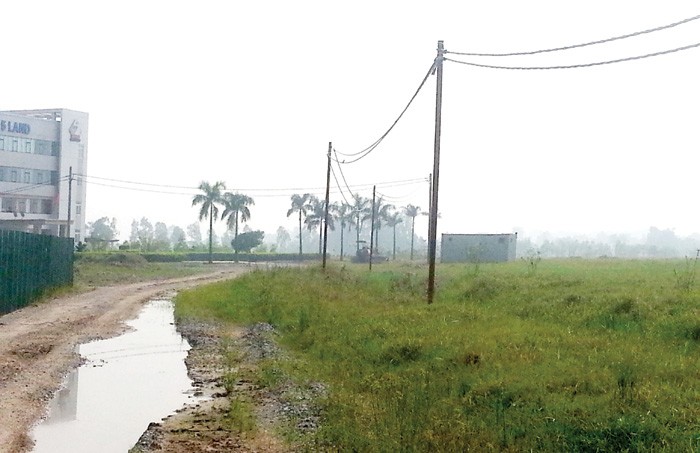 Một phần lớn diện tích tại Dự án Thanh Hà đã được chủ Kl99ok phiên bản mới san mặt bằng - Ảnh: Nguyên Minh
