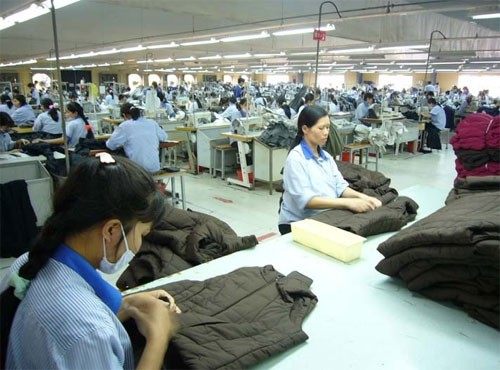 TP.HCM, Đồng Nai, Bình Dương... đã “dựng hàng rào kỹ thuật” đối với các dự án thu hút nhiều lao động, công nghệ lạc hậu