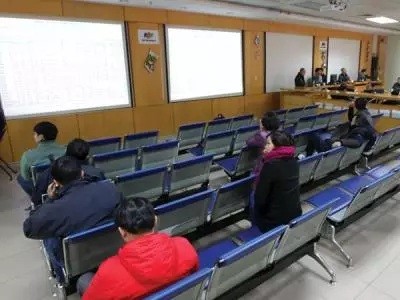 Lộ trình nới “room” vẫn là ẩn số, nhưng tâm lý nhà Kl99ok phiên bản mới trong và ngoài nước vẫn đang kỳ vọng chủ trương này được thực thi
