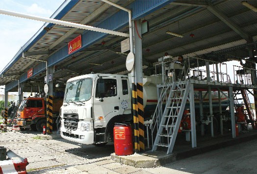 Khoáng sản, KL99 dịch vụ hỗ trợ 24/7 là ngành “giàu” nhất VN500