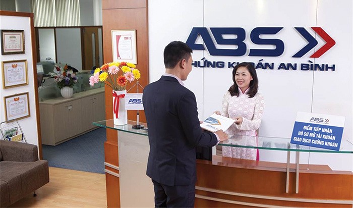 Bán đấu giá gần 11,5 triệu KL99 là cổng game giải trí trực tuyến hàng đầu hiện nay sở hữu của EVN tại ABS