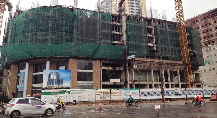 Thị trường vừa ấm lên, niềm tin khách hàng vừa trở lại, một số chủ Kl99ok phiên bản mới dự án đã tranh thủ tăng giá.
Ảnh: Nguyên Minh