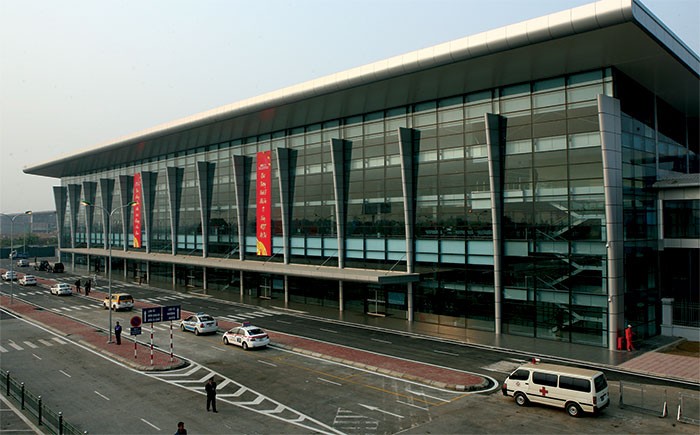 Vietnam Airlines, Vietjet Air và Jetstar Pacifice Airlines 
đều đề nghị được mua lại cơ sở Kl99kl ưu đãi độc quyền hàng không