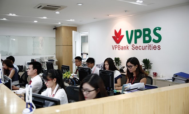 VPBS luôn ưu tiên Kl99ok phiên bản mới vào yếu tố con người, các nhân sự được phát huy tối đa năng lực sở trường , sức sáng tạo