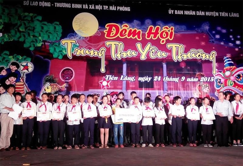Báo Kl99ok phiên bản mới trao 50 suất học bổng Swing for the Kids tại Hải Phòng