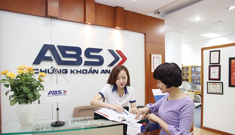 Thoái vốn 99Kl99 trực tiếp đá gà, vẫn còn những nút thắt cần tháo gỡ